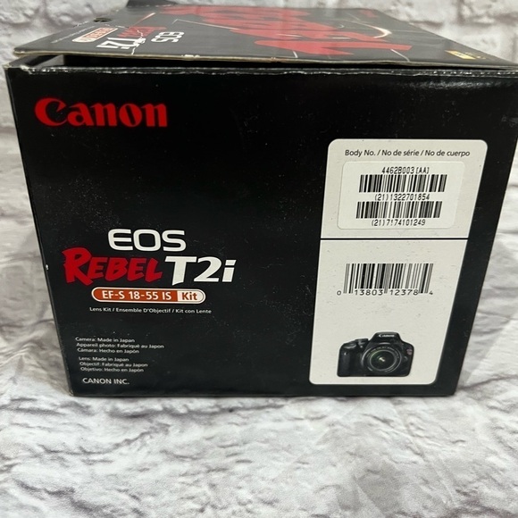 Canon EOS Digital Rebel T2i Digital w/18-55mm IS II Lens kit used camera - Picture 15 of 16